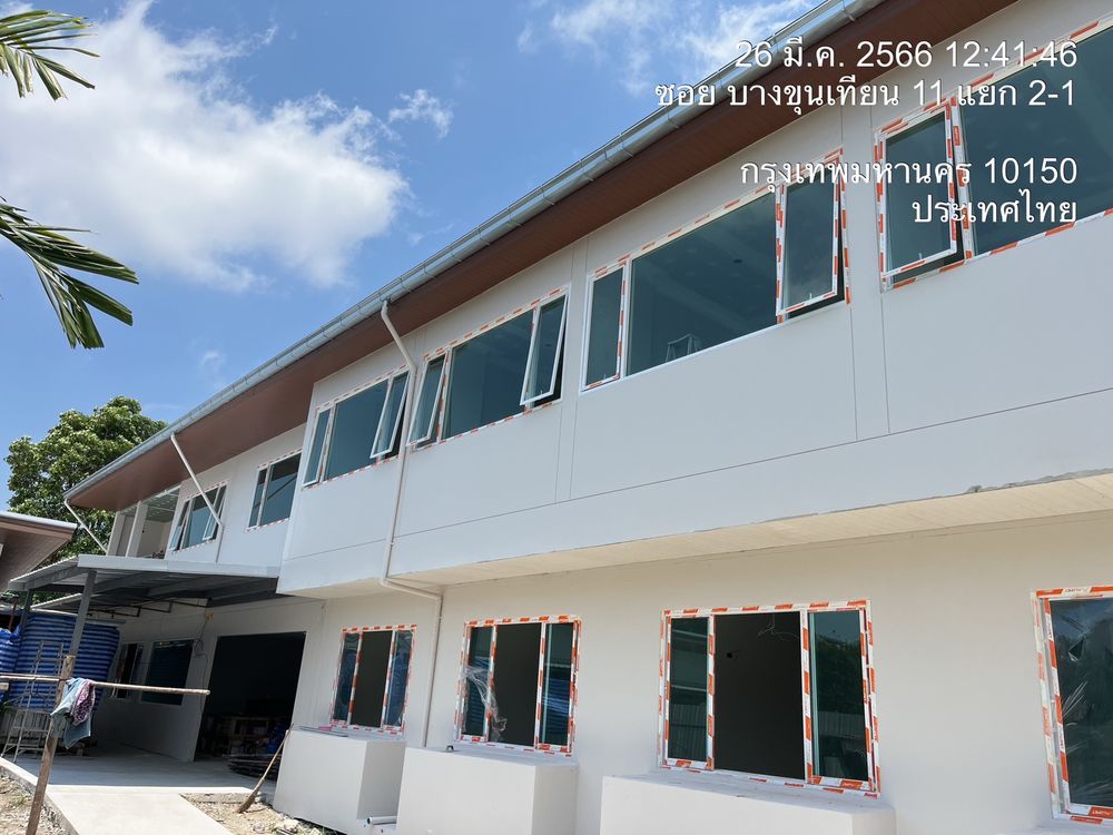 งานหน้าต่างอลูมิเนียม