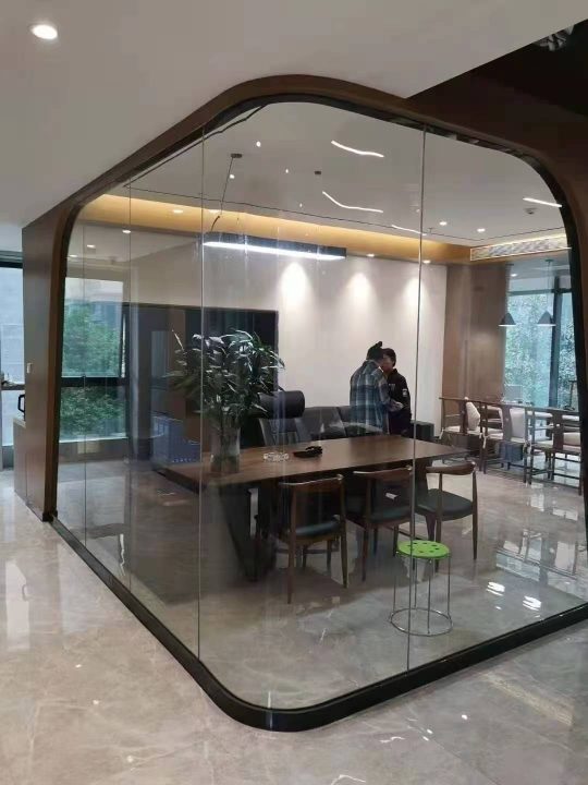 clear room